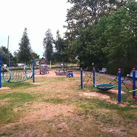 - Seebad 1 * Ückeritz